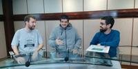  Leandro Pinzon, Carmelito Bifano e Gutiéri Sanchez conversam sobre o primeiro jogo das semi