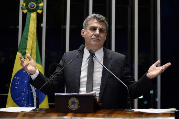 Movimento Democr&aacute;tico Brasileiro era o nome utilizado pela legenda durante o regime militar