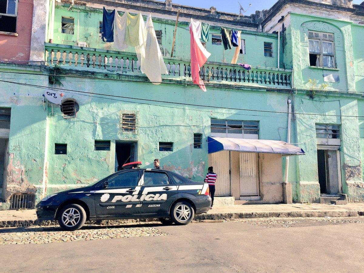 Sete pessoas foram presas em opera&ccedil;&atilde;o no Centro de Porto Alegre