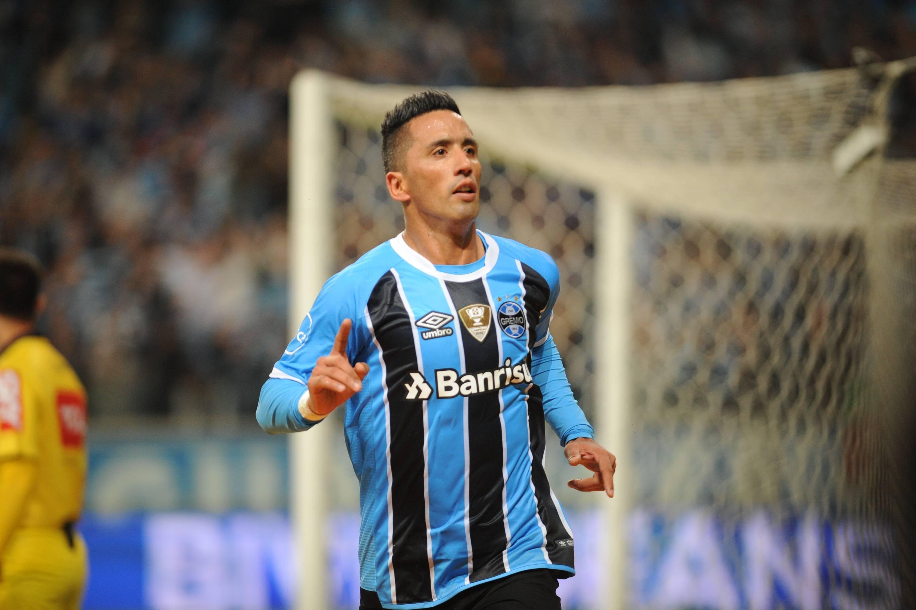 &Uacute;nico gol da partida foi marcado por Barrios, no primeiro tempo 