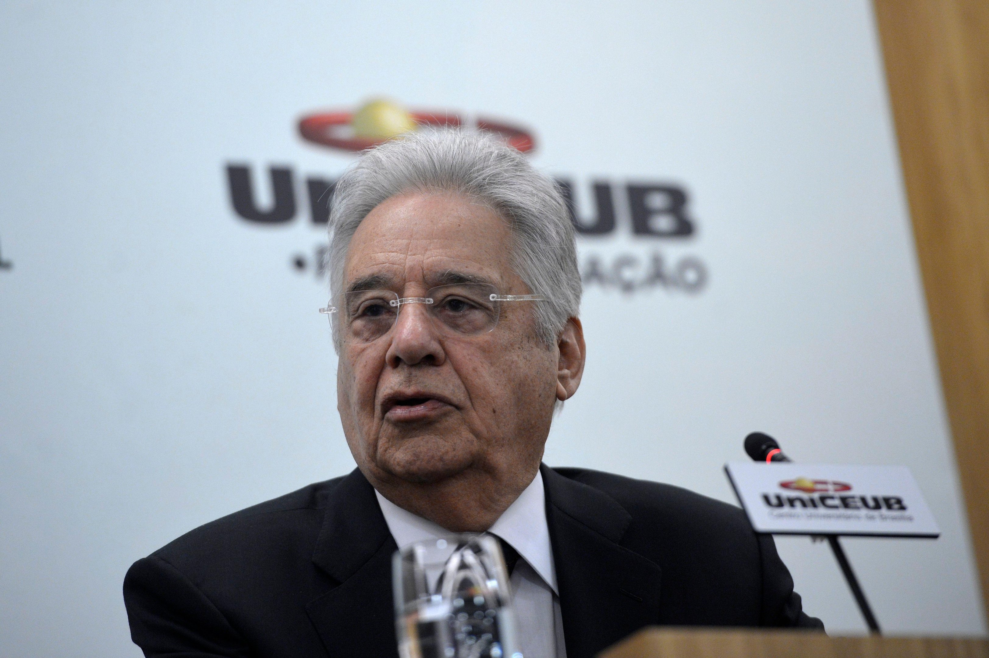 Ex-presidente afirmou que &eacute; preciso mudar a cultura pol&iacute;tica do pa&iacute;s