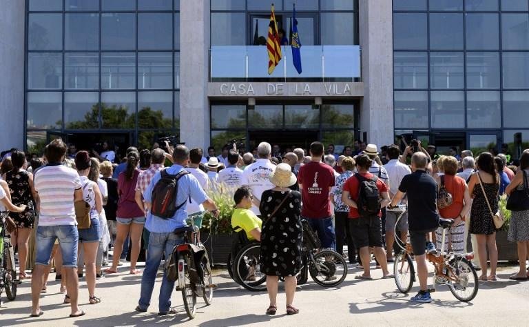 Prote&ccedil;&atilde;o Civil indicou no Twitter que ataques afetaram cidad&atilde;os espanh&oacute;is, europeus, pa&iacute;ses latino-americanos entre outros