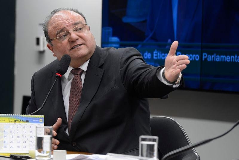 Vacarezza mentiu sobre neg&oacute;cios com operador de propinas do PMDB, diz PF 