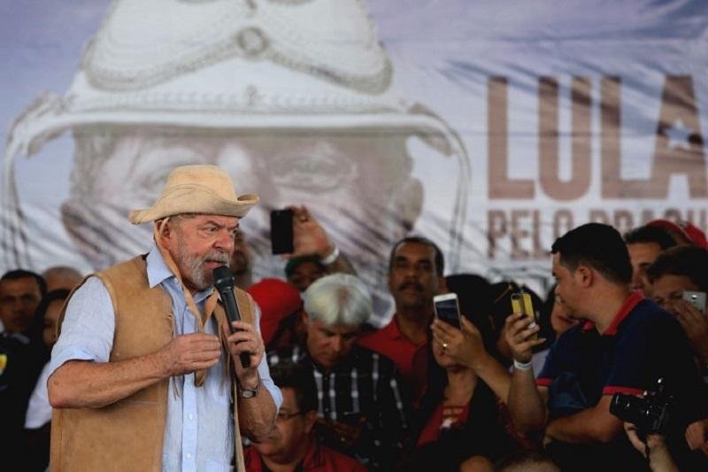 Lula afirma que ser&aacute; candidato a presidente da Rep&uacute;blica em 2018