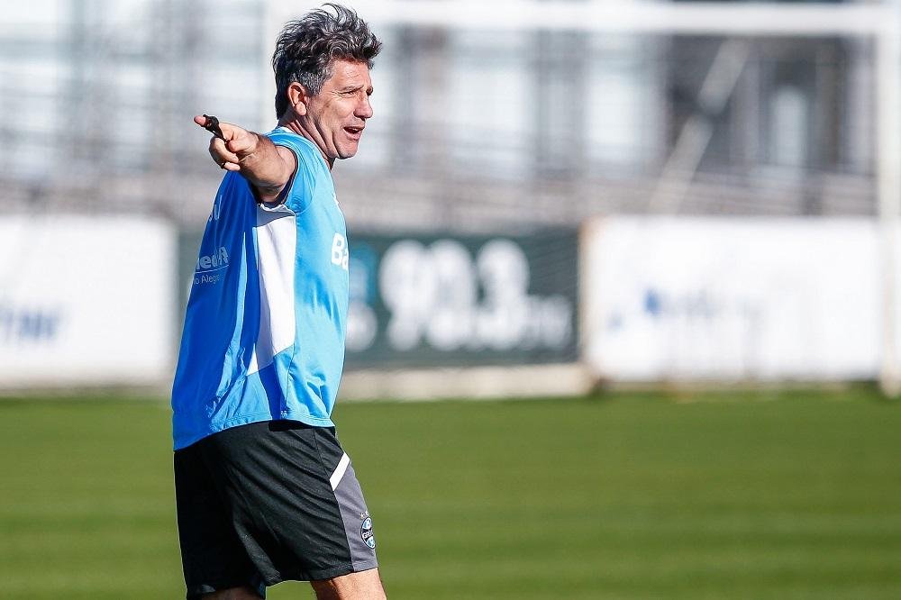 Em treino fechado, Renato encaminha Gr&ecirc;mio para enfrentar Cruzeiro