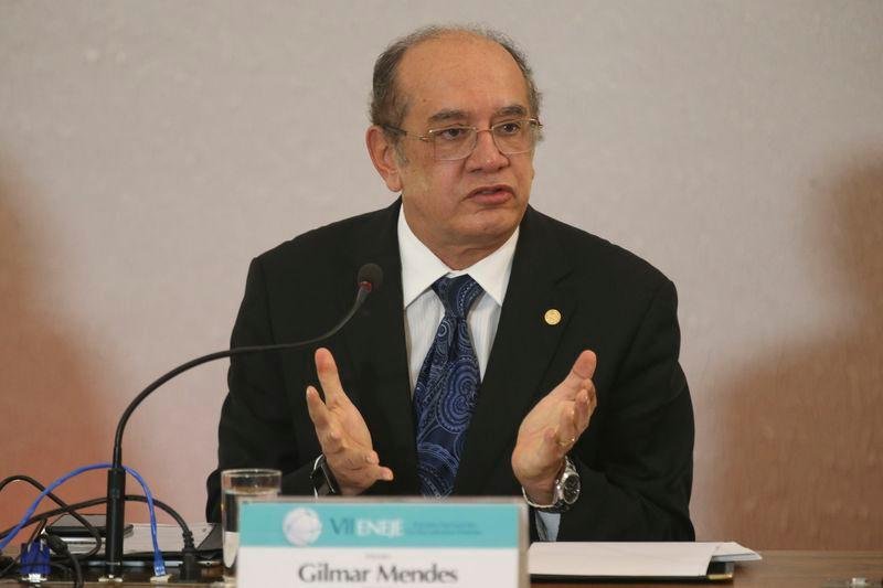 Presidente do TSE defendeu a ado&ccedil;&atilde;o de regime "semipresidencialista" no Brasil