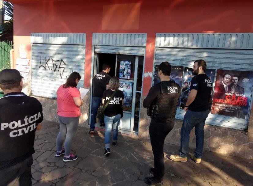 Opera&ccedil;&atilde;o combate crimes praticados pela internet em Porto Alegre 