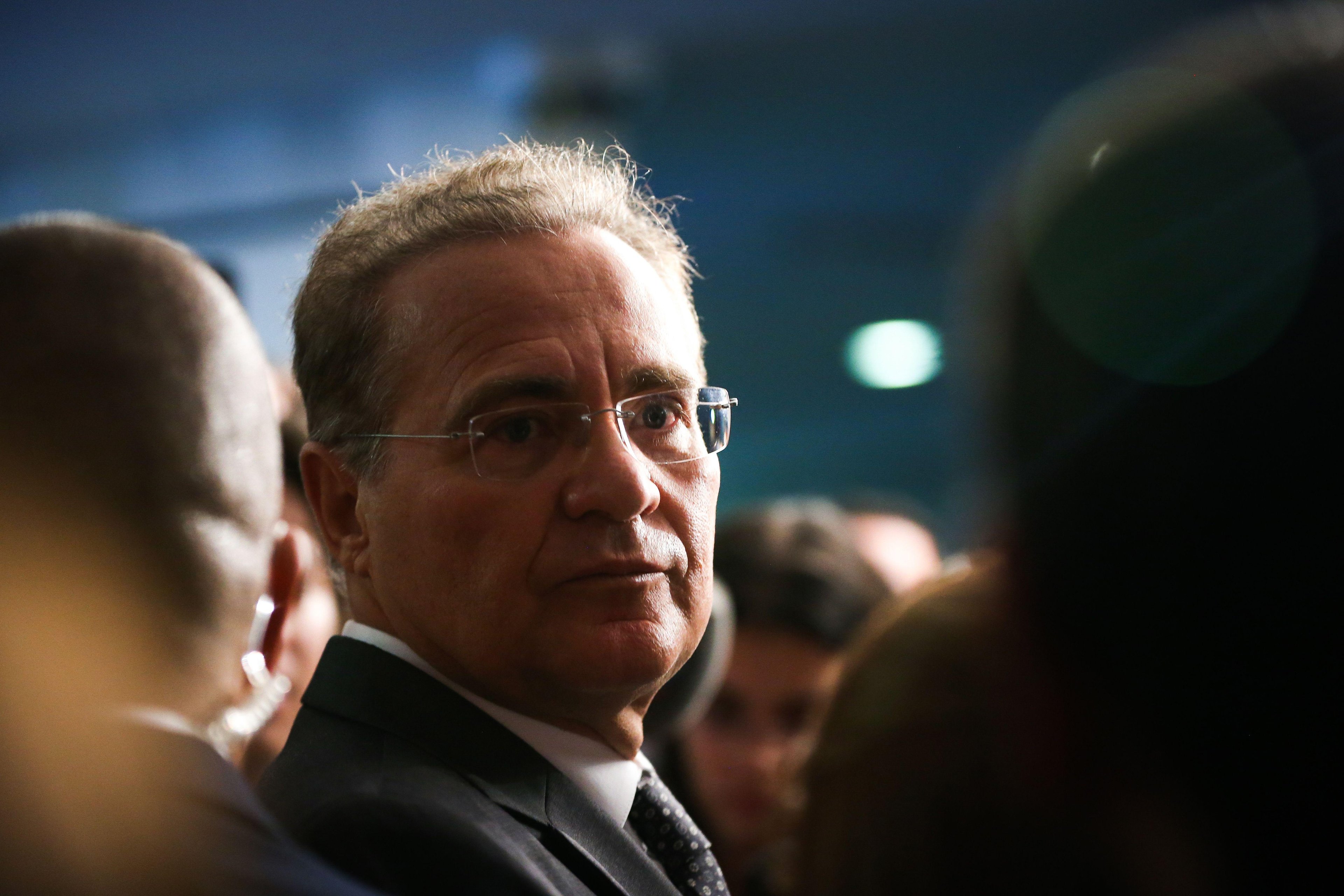 Ex-presidente do Senado agora passa a responder a um total de 18 inqu&eacute;ritos no Supremo