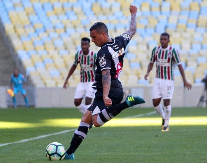 Vasco bate Fluminense, encerra jejum ap&oacute;s cinco rodadas e respira no Brasileir&atilde;o