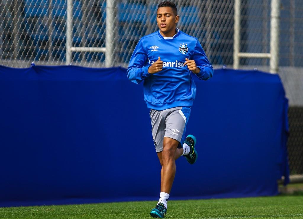 Pedro Rocha quer foco para Gr&ecirc;mio voltar a disputa do t&iacute;tulo do Brasileir&atilde;o