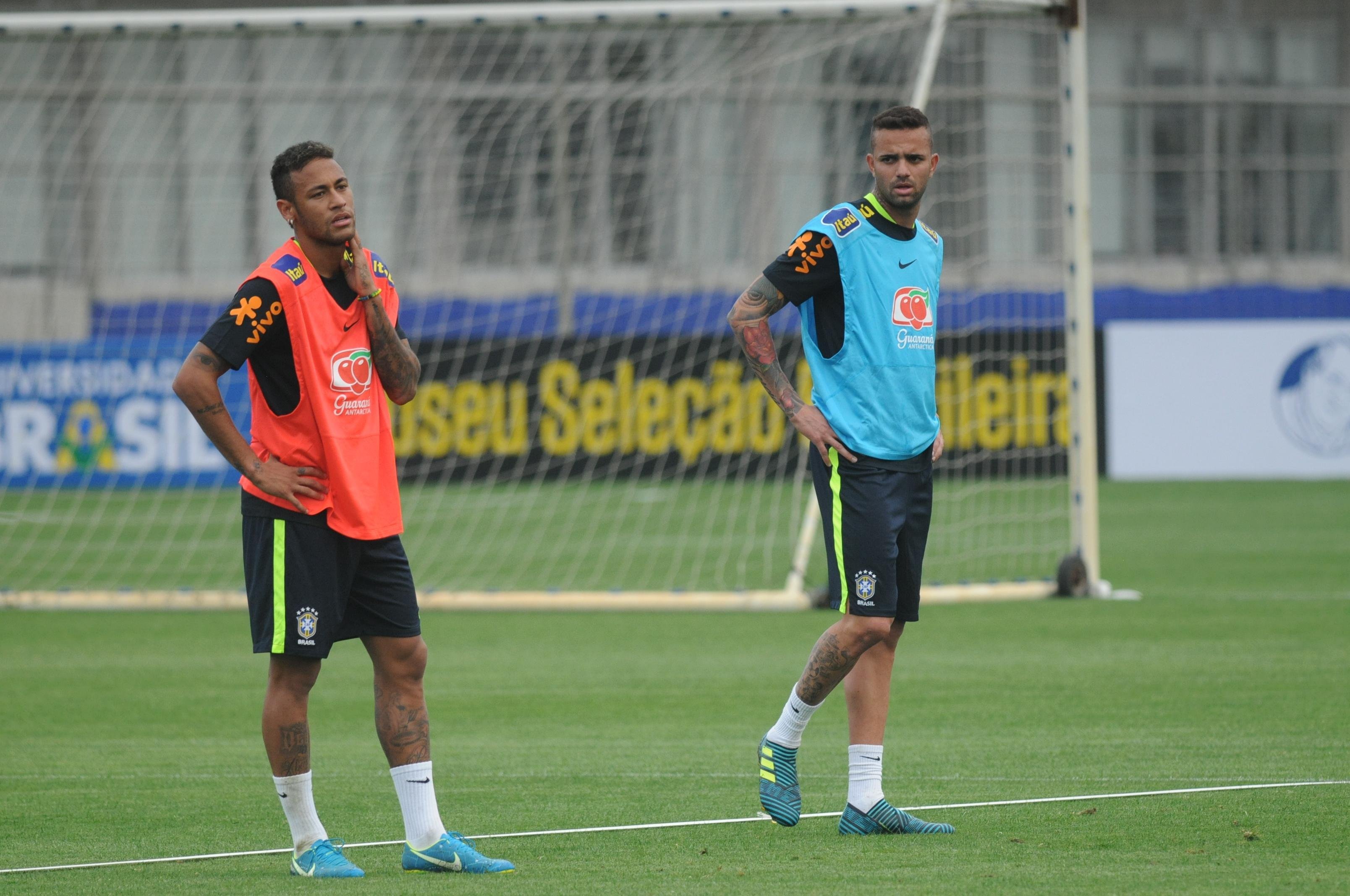 Sele&ccedil;&atilde;o Brasileira treinou no CT do Gr&ecirc;mio nesta segunda