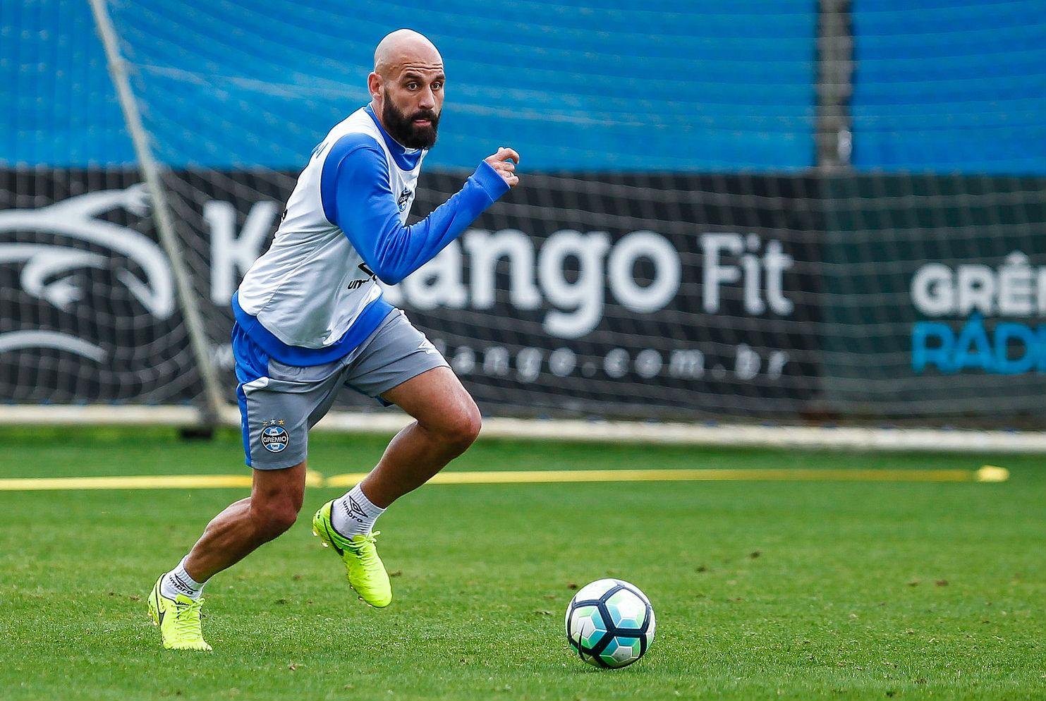Bruno Rodrigo, de 32 anos, &eacute; o jogador mais experiente da equipe