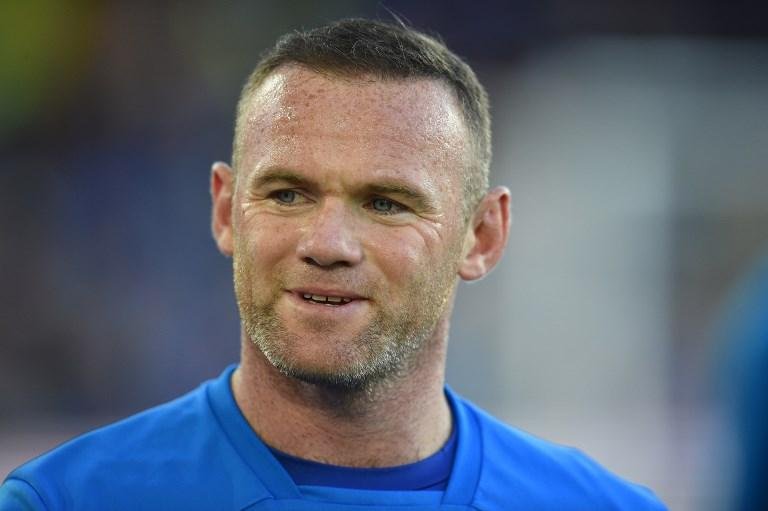 Wayne Rooney detido por dirigir embriagado