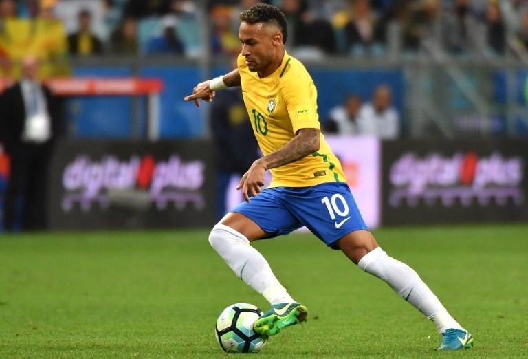 Neymar ir&aacute; morar a 10 quil&ocirc;metros do CT do PSG 
