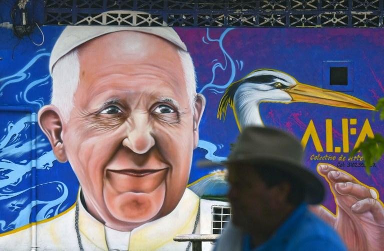 Francisco visita o pa&iacute;s pa&iacute;s em um momento importante, que em 2016 assinou um acordo de paz que p&ocirc;s fim a 52 anos de um conflito