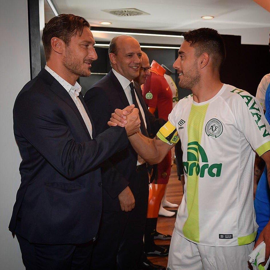 Alan Ruschel foi capit&atilde;o da Chapecoense em amistoso