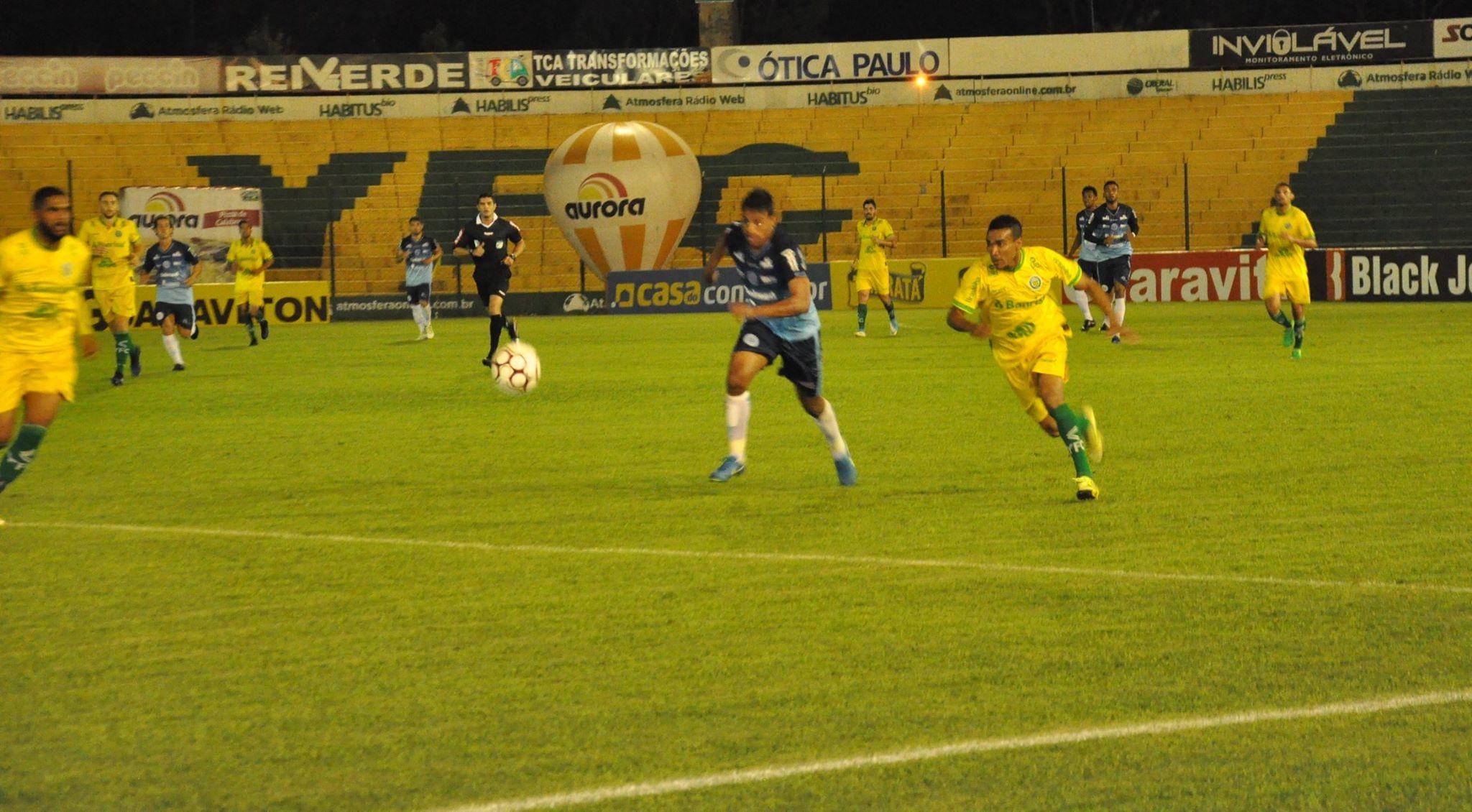 Donos da casa n&atilde;o sa&iacute;ram do 0 a 0 contra l&iacute;der do Grupo B, em Erechim