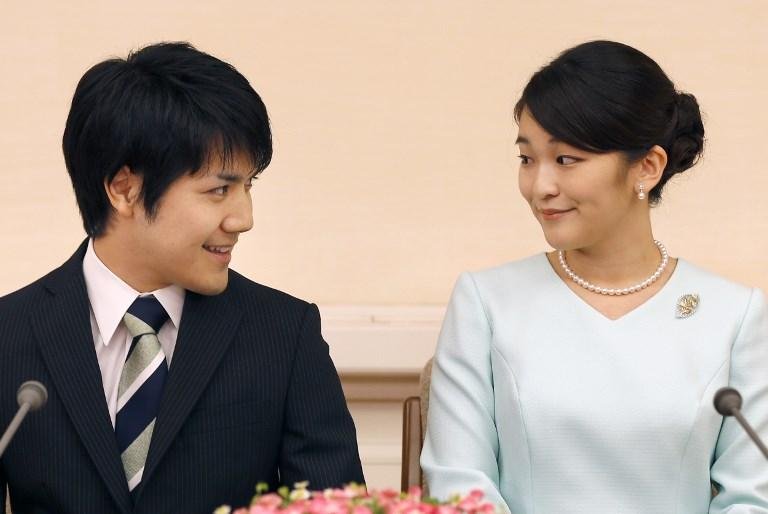Mako conheceu Kei Komuro na universidade