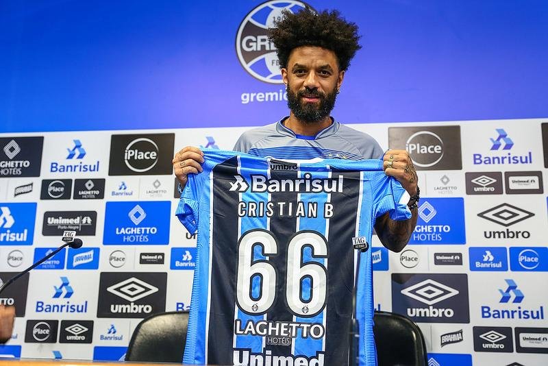 Cristian vestir&aacute; a camisa 66 no Gr&ecirc;mio