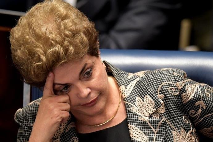 Ex-presidente afirmou que chama a aten&ccedil;&atilde;o o fato de a abertura dessas a&ccedil;&otilde;es ter sido proposta em r&aacute;pida sequ&ecirc;ncia