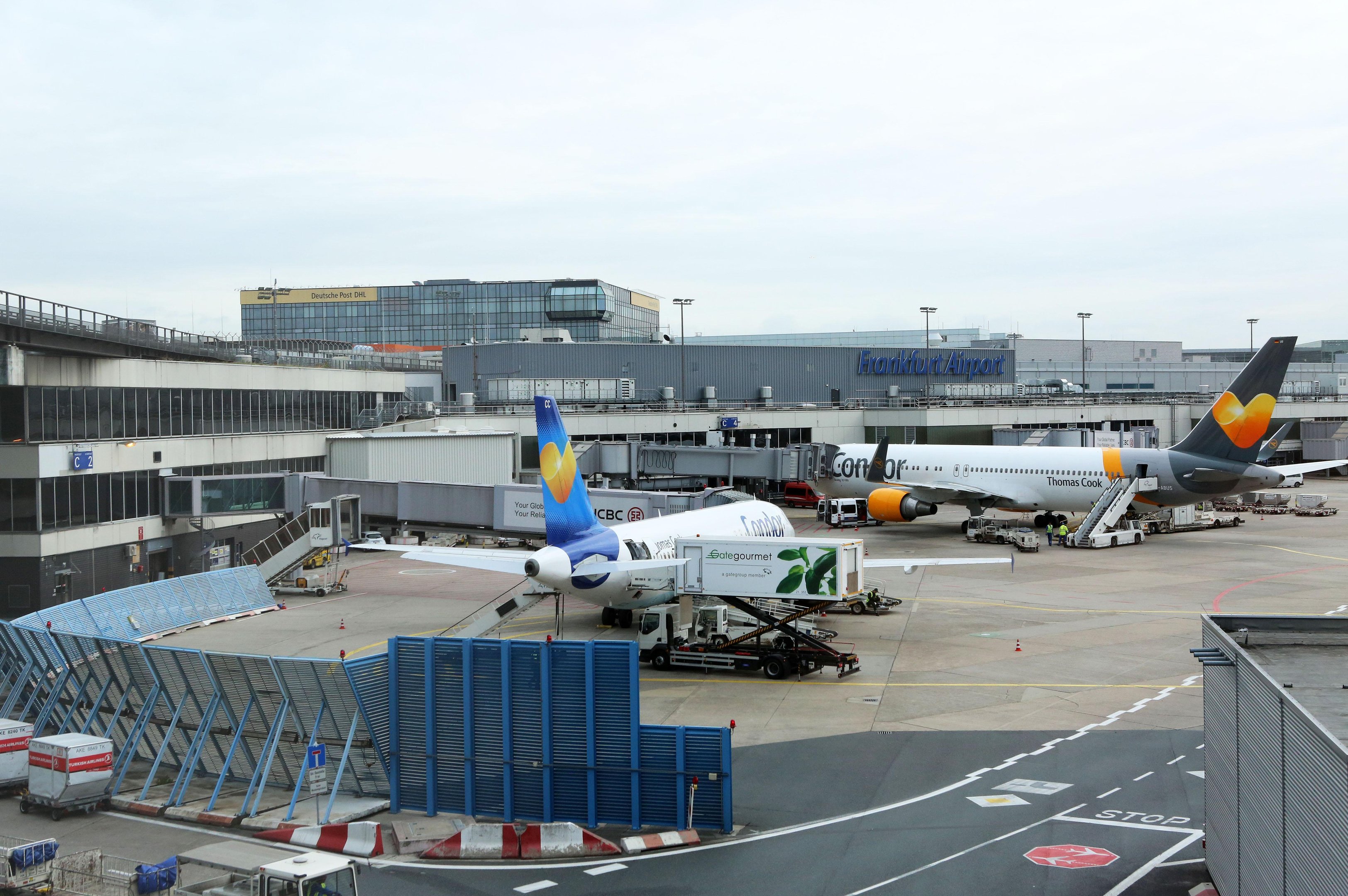 Pelo menos 100 opera&ccedil;&otilde;es de pouso ou decolagem s&atilde;o realizadas por hora em Frankfurt