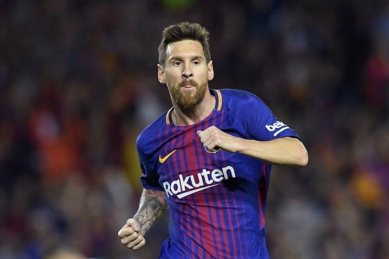 Messi marca tr&ecirc;s e Barcelona goleia o Espanyol 