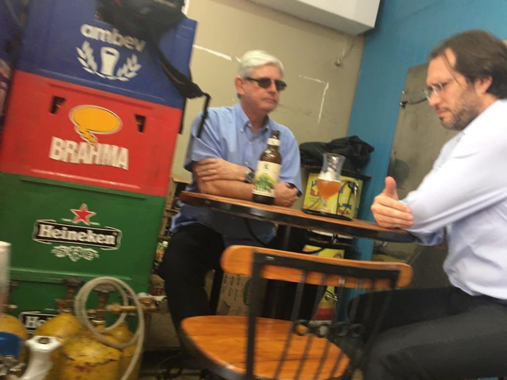 Janot e Bottini teriam conversado por 20 minutos, segundo frequentador