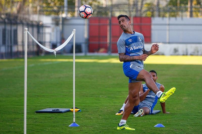 Barrios espera ter Luan para jogo de volta na Arena