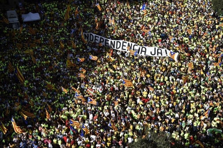 MP apresentou a&ccedil;&otilde;es contra Puigdemont e seu governo, com acusa&ccedil;&otilde;es de supostos delitos de desobedi&ecirc;ncia, prevarica&ccedil;&atilde;o e desvio de fundos p&uacute;blicos