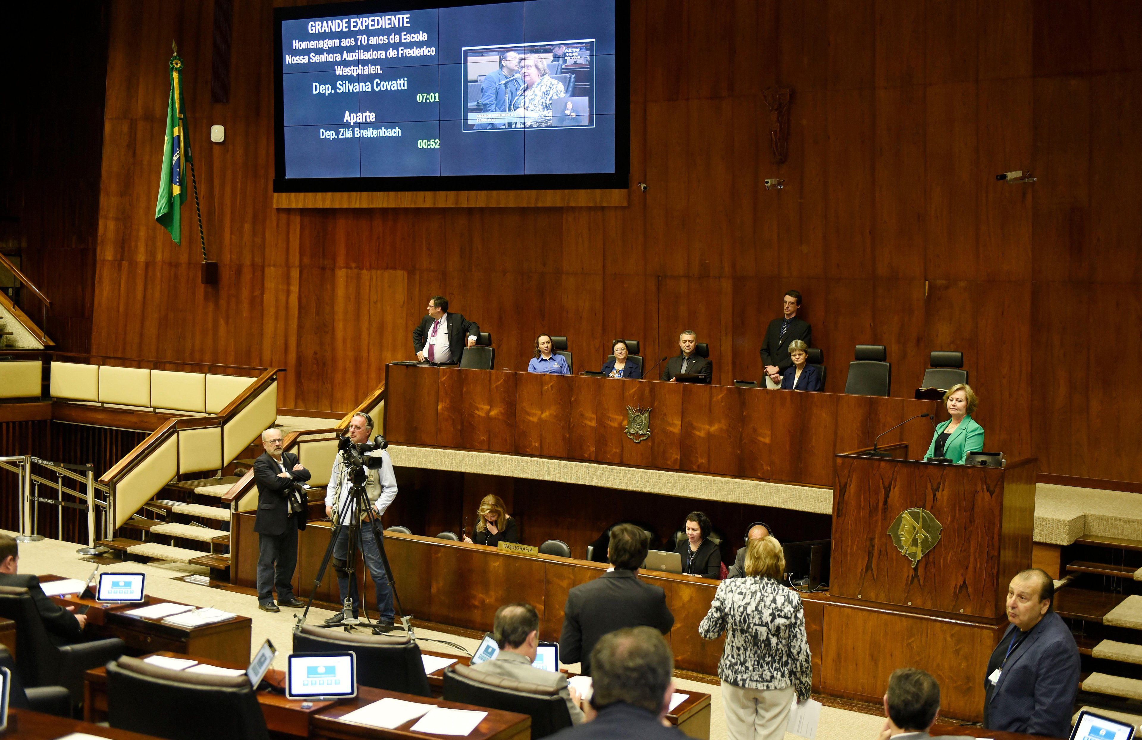 Assembleia Legislativa come&ccedil;ou a se movimentar para acessar os detalhes das negocia&ccedil;&otilde;es que prev&ecirc;em a ades&atilde;o do RS ao Regime de Recupera&ccedil;&atilde;o Fiscal