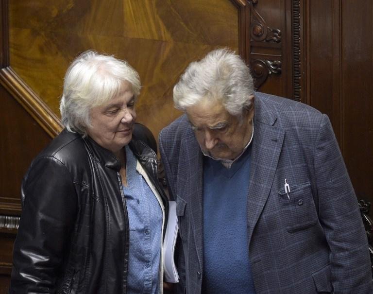 Luc&iacute;a Topolansky, esposa de Mujica, assume vice-presid&ecirc;ncia do Uruguai