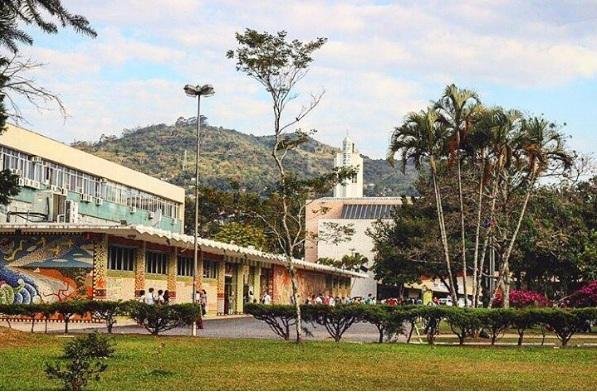 Opera&ccedil;&atilde;o investiga esquema que supostamente desviou recursos para cursos de EAD, da universidade