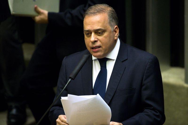 Tucano foi autor do parecer aprovado pela C&acirc;mara recomendando a rejei&ccedil;&atilde;o da primeira den&uacute;ncia contra Temer