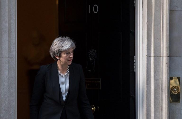 Theresa May expressa solidariedade com feridos em atentado do metr&ocirc; de Londres