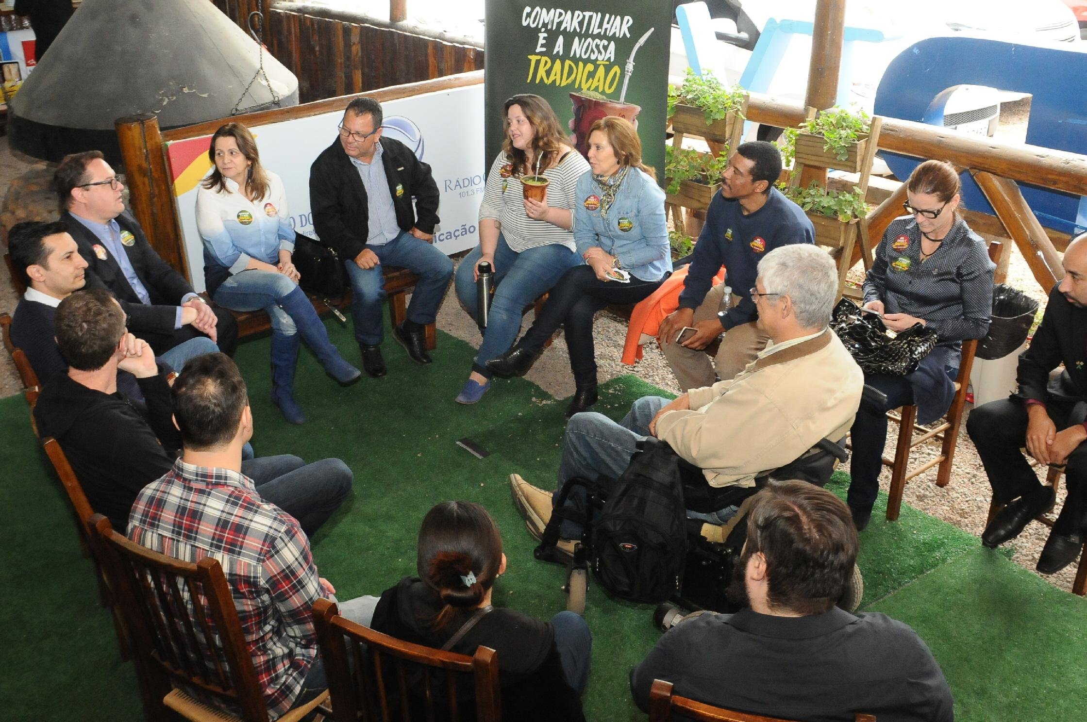 Grupo realizou roda de conversa para discutir a import&acirc;ncia da doa&ccedil;&atilde;o de &oacute;rg&atilde;os