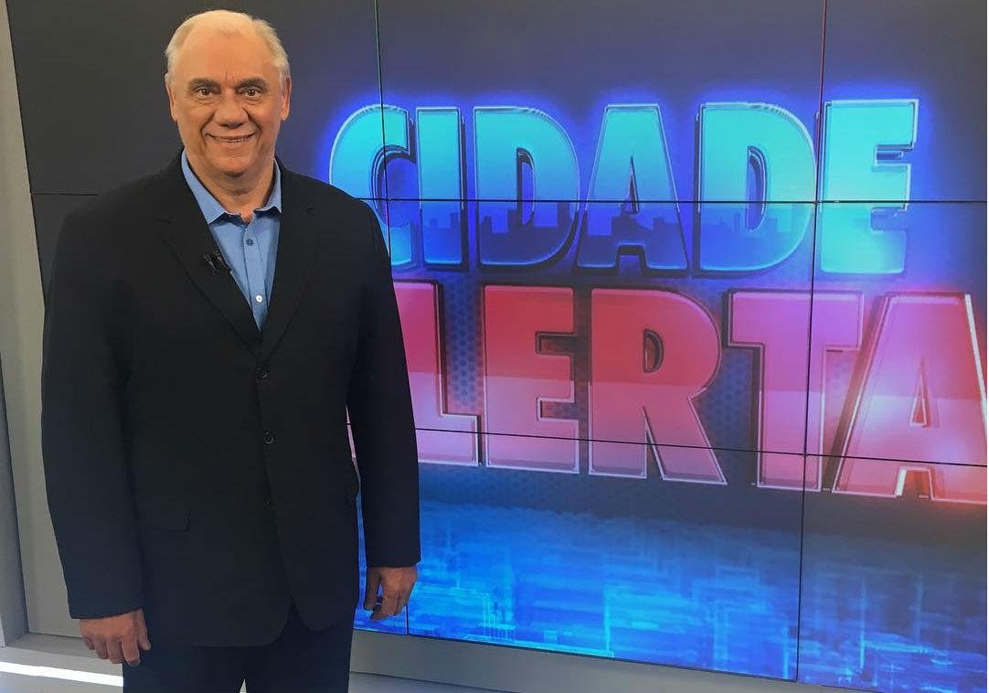 Jornalista morreu no s&aacute;bado, ap&oacute;s quatro meses lutando contra um c&acirc;ncer