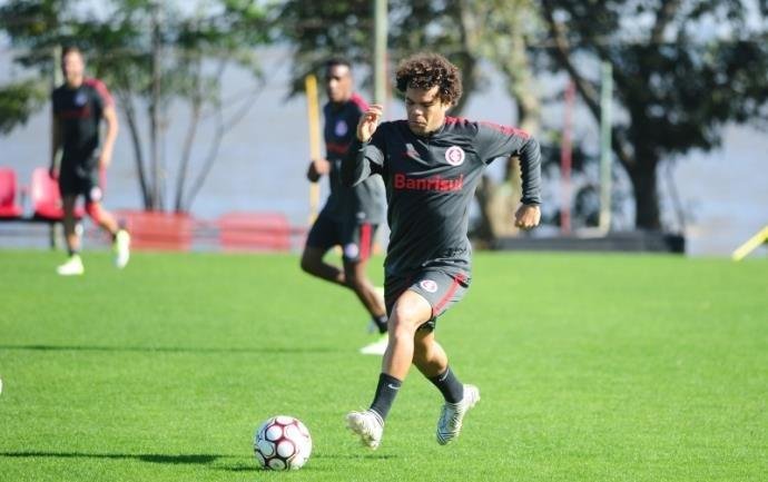 Camilo pode retornar contra o N&aacute;utico