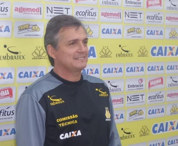 Luiz Carlos Winck deixa o Crici&uacute;ma na oitava coloca&ccedil;&atilde;o da S&eacute;rie B