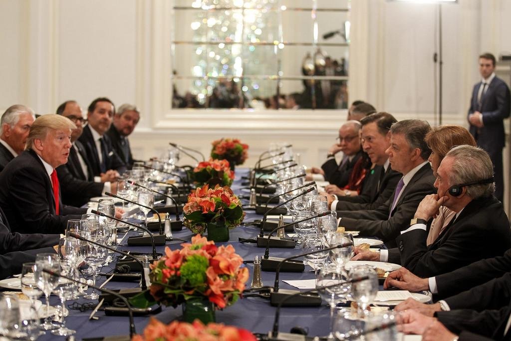 Presidente americano disse que Nicol&aacute;s Maduro "desafiou seu pr&oacute;prio pa&iacute;s" e &eacute; culpado de "um governo desastroso"