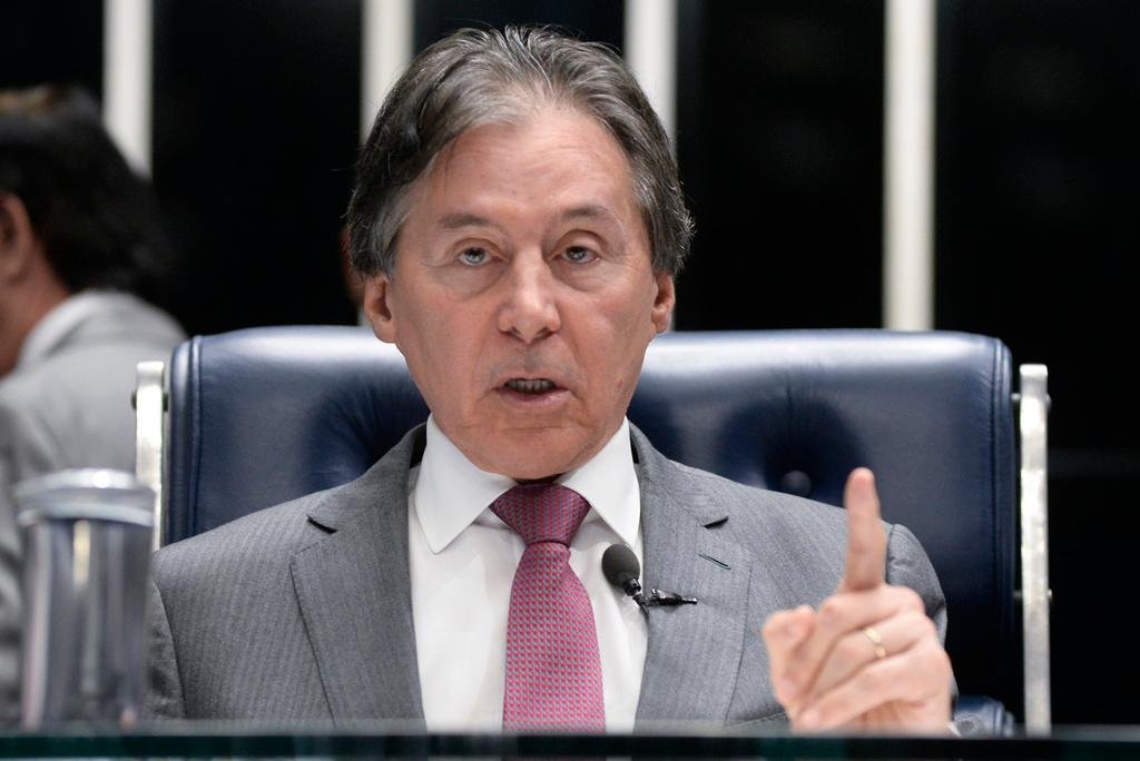 Eun&iacute;cio Oliveira afirmou que vota&ccedil;&atilde;o deve ocorrer at&eacute; a pr&oacute;xima ter&ccedil;a