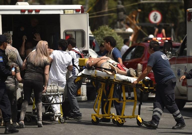 Resgates em pr&eacute;dios continuam em v&aacute;rias partes do M&eacute;xico ap&oacute;s terremoto desta ter&ccedil;a-feira