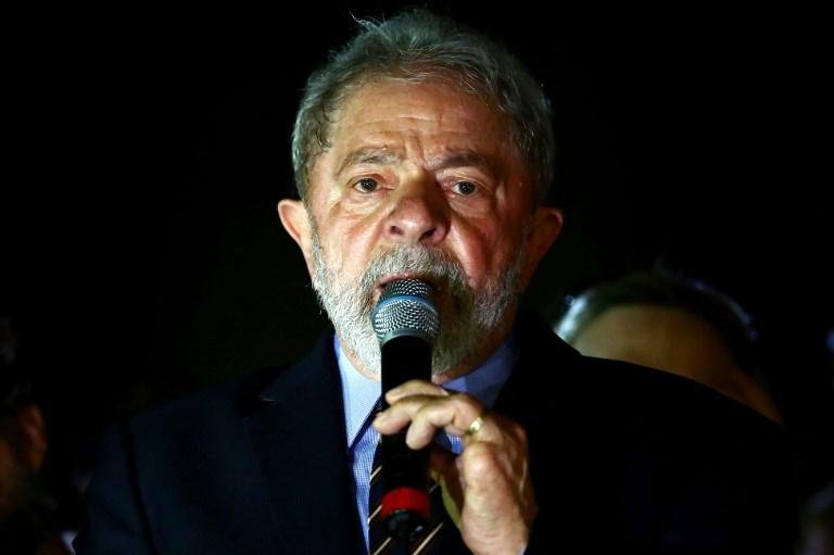 Magistrado entendeu que o petista &eacute; culpado por receber, como vantagem indevida, o triplex no condom&iacute;nio Solaris, no Guaruj&aacute;