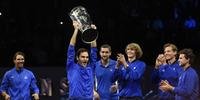 Federer garante título da primeira Laver Cup para time Europa 