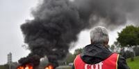 Manifestantes bloquearam estradas perto da fronteira com a Bélgica e perto de grandes cidades
