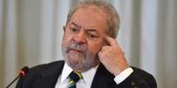 Lula entrega a Moro recibos de aluguel de apartamento