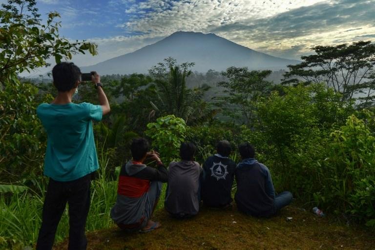 N&uacute;mero de terremotos vulc&acirc;nicos superficiais quadruplicou desde a &uacute;ltima sexta-feira