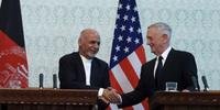 Secretário se encontrou com presidente afegão para discutir o envio de tropas americanas ao país