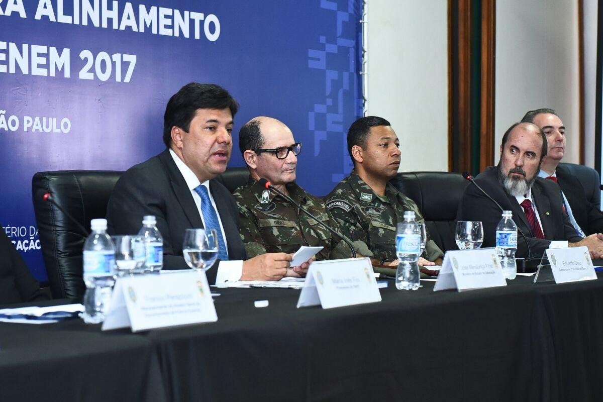 Seguran&ccedil;a do Enem ser&aacute; refor&ccedil;ada com detectores de ponto eletr&ocirc;nico