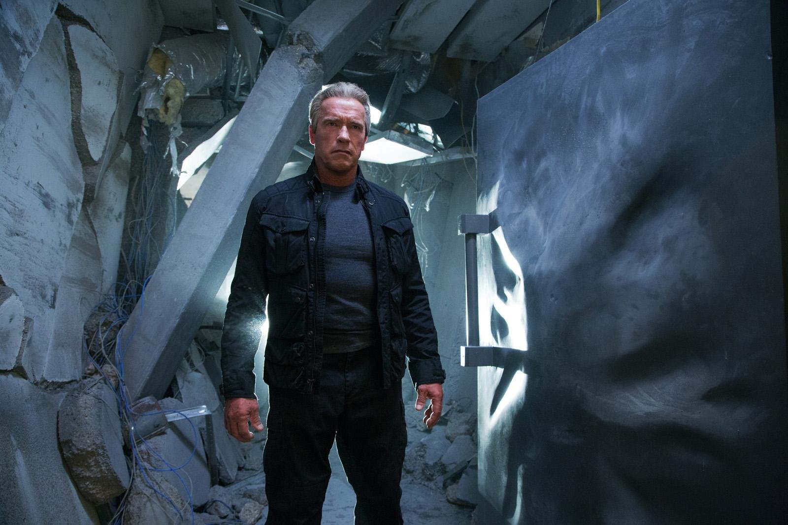 Arnold Schwarzenegger voltar&aacute; como T-800 