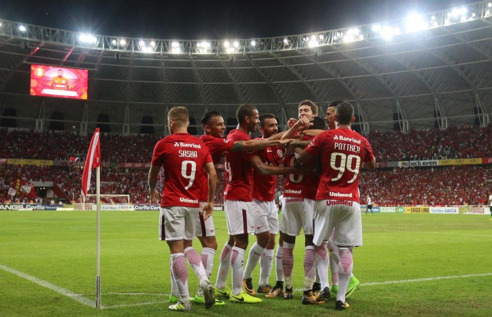Colorado assumiu a ponta com a vit&oacute;ria sobre os mineiros